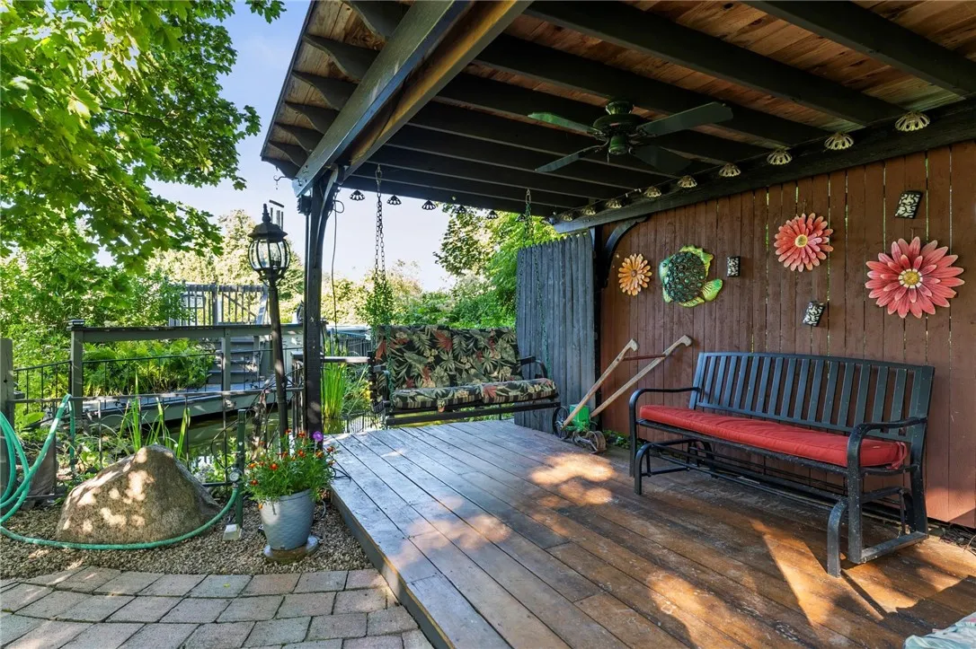 3221 Hambro Park Street, Caledonia, New York 14423, Caledonia, New York 14423, 3 Bedrooms Bedrooms, 10 Rooms Rooms,2 BathroomsBathrooms,Residential,For Sale,3221 Hambro Park Street, Caledonia, New York 14423,R1625046