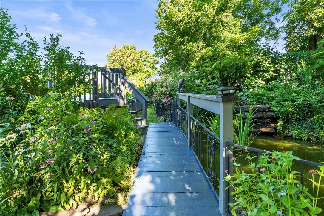 3221 Hambro Park Street, Caledonia, New York 14423, Caledonia, New York 14423, 3 Bedrooms Bedrooms, 10 Rooms Rooms,2 BathroomsBathrooms,Residential,For Sale,3221 Hambro Park Street, Caledonia, New York 14423,R1625046