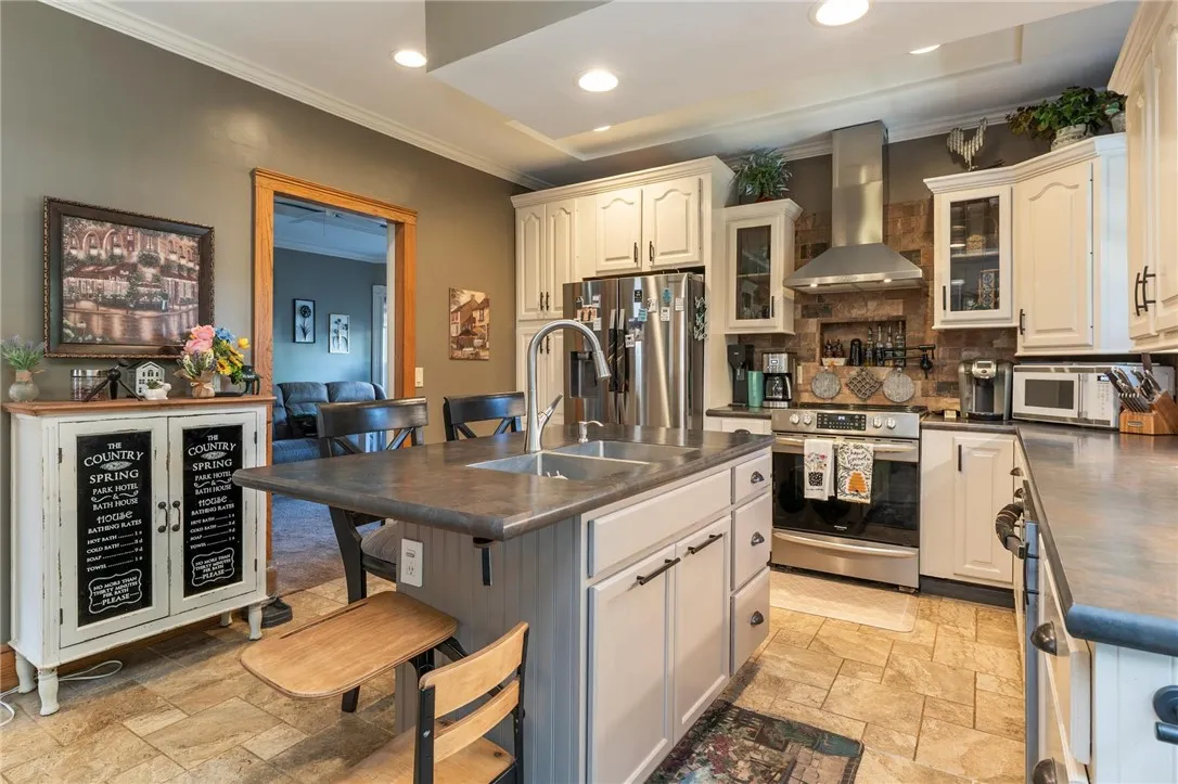 3221 Hambro Park Street, Caledonia, New York 14423, Caledonia, New York 14423, 3 Bedrooms Bedrooms, 10 Rooms Rooms,2 BathroomsBathrooms,Residential,For Sale,3221 Hambro Park Street, Caledonia, New York 14423,R1625046