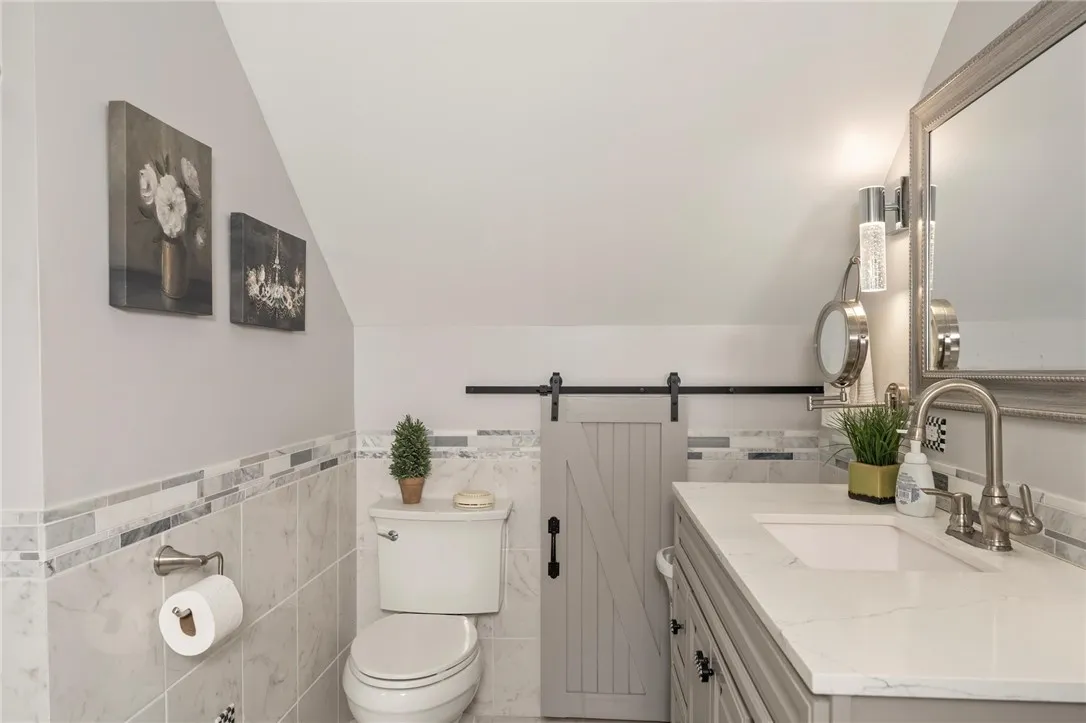 3221 Hambro Park Street, Caledonia, New York 14423, Caledonia, New York 14423, 3 Bedrooms Bedrooms, 10 Rooms Rooms,2 BathroomsBathrooms,Residential,For Sale,3221 Hambro Park Street, Caledonia, New York 14423,R1625046