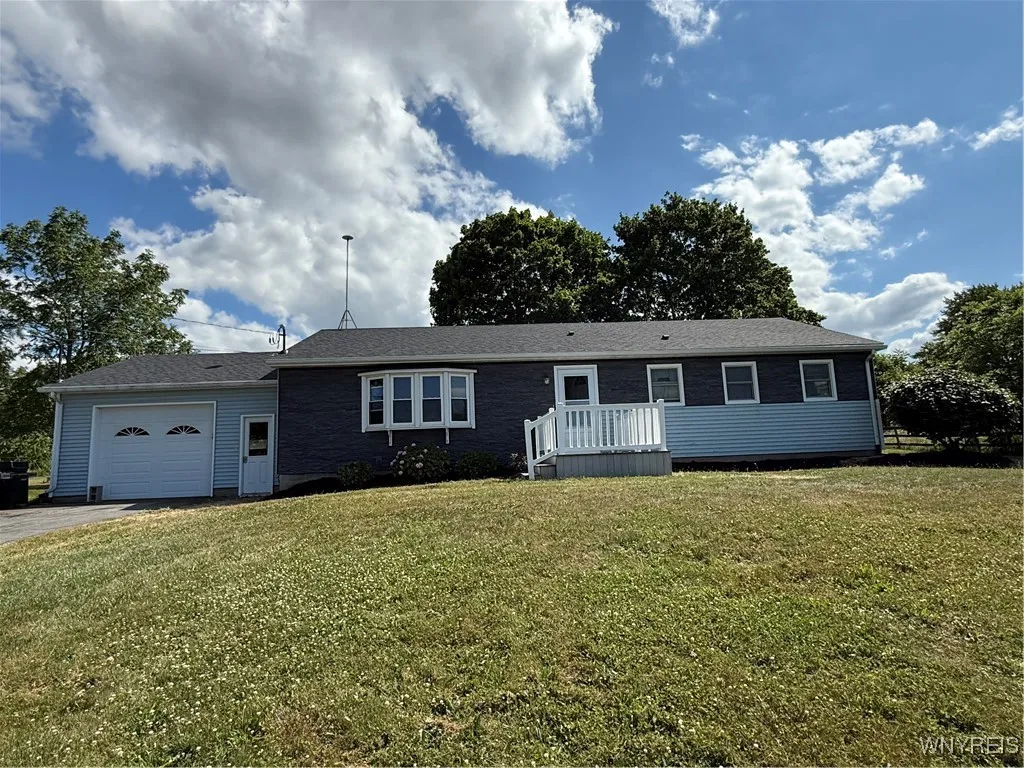 4716 Ford Road, Elba, New York 14058, Elba, New York 14058, 3 Bedrooms Bedrooms, 6 Rooms Rooms,2 BathroomsBathrooms,Residential,For Sale,4716 Ford Road, Elba, New York 14058,B1624993