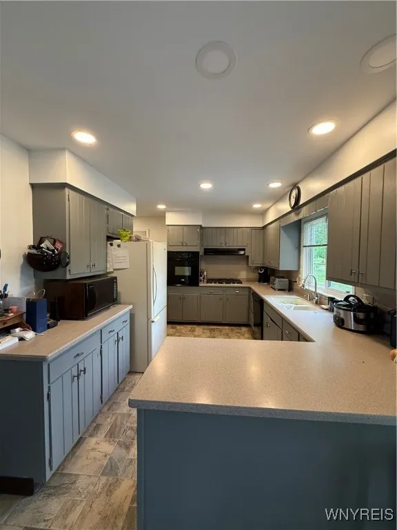4716 Ford Road, Elba, New York 14058, Elba, New York 14058, 3 Bedrooms Bedrooms, 6 Rooms Rooms,2 BathroomsBathrooms,Residential,For Sale,4716 Ford Road, Elba, New York 14058,B1624993