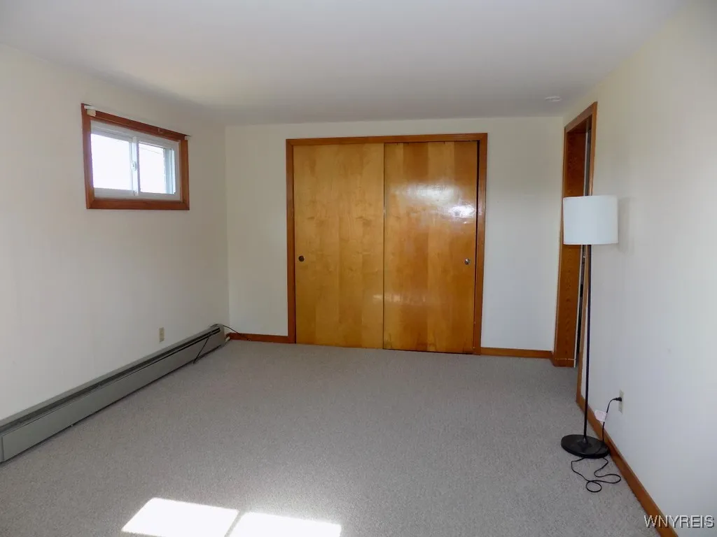 214 Glencove Road, Tonawanda, New York 14223, Tonawanda, New York 14223, 2 Bedrooms Bedrooms, 5 Rooms Rooms,1 BathroomBathrooms,Residential,For Sale,214 Glencove Road, Tonawanda, New York 14223,B1624709