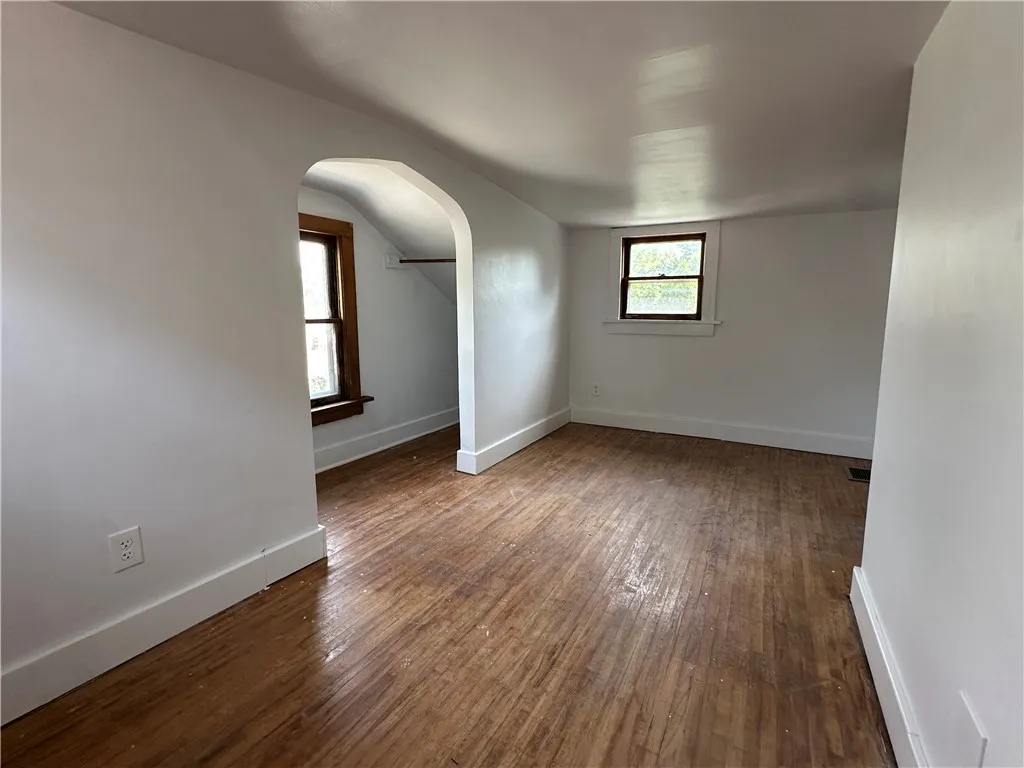 2nd floor bedroom (1)