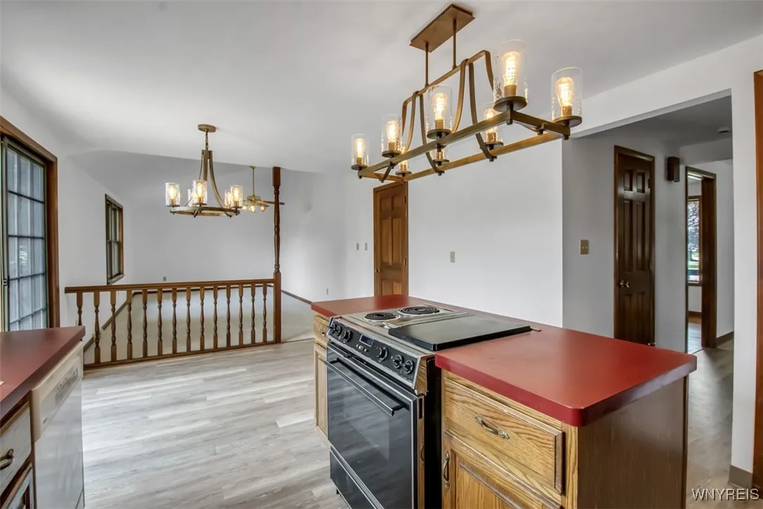 63 Old Orchard Lane, Orchard Park, New York 14127, Orchard Park, New York 14127, 5 Bedrooms Bedrooms, 9 Rooms Rooms,2 BathroomsBathrooms,Residential,For Sale,63 Old Orchard Lane, Orchard Park, New York 14127,B1625348