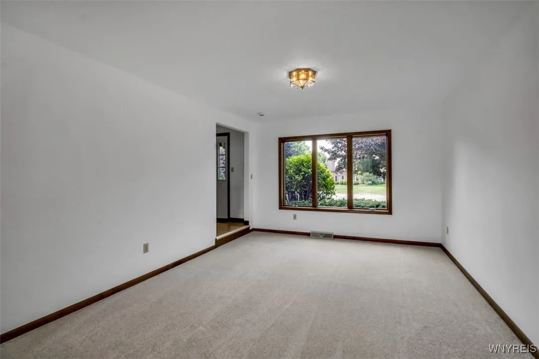63 Old Orchard Lane, Orchard Park, New York 14127, Orchard Park, New York 14127, 5 Bedrooms Bedrooms, 9 Rooms Rooms,2 BathroomsBathrooms,Residential,For Sale,63 Old Orchard Lane, Orchard Park, New York 14127,B1625348