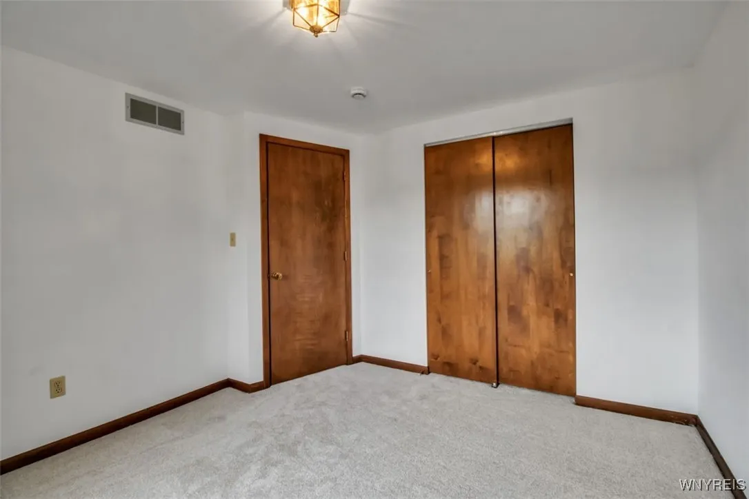 63 Old Orchard Lane, Orchard Park, New York 14127, Orchard Park, New York 14127, 5 Bedrooms Bedrooms, 9 Rooms Rooms,2 BathroomsBathrooms,Residential,For Sale,63 Old Orchard Lane, Orchard Park, New York 14127,B1625348