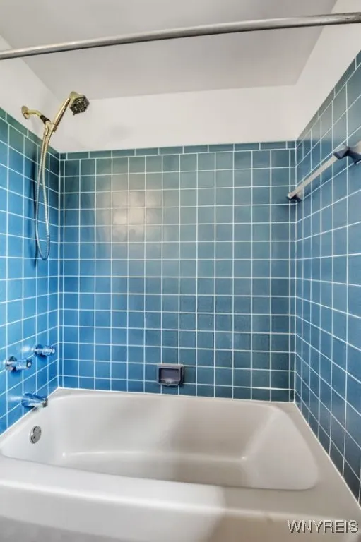 63 Old Orchard Lane, Orchard Park, New York 14127, Orchard Park, New York 14127, 5 Bedrooms Bedrooms, 9 Rooms Rooms,2 BathroomsBathrooms,Residential,For Sale,63 Old Orchard Lane, Orchard Park, New York 14127,B1625348