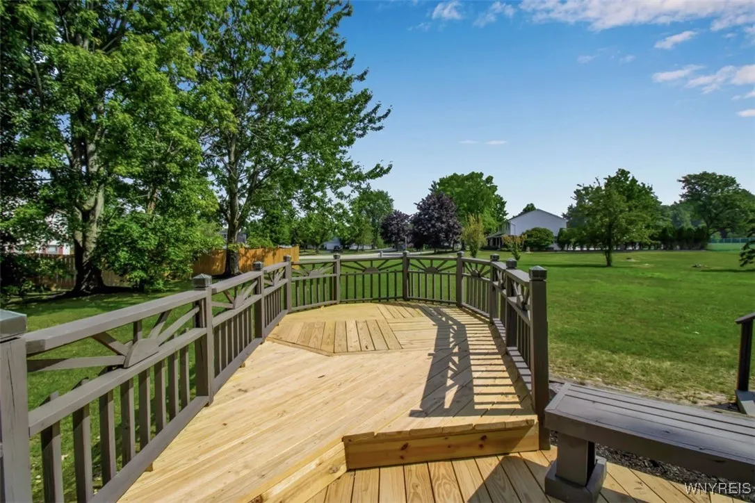 63 Old Orchard Lane, Orchard Park, New York 14127, Orchard Park, New York 14127, 5 Bedrooms Bedrooms, 9 Rooms Rooms,2 BathroomsBathrooms,Residential,For Sale,63 Old Orchard Lane, Orchard Park, New York 14127,B1625348