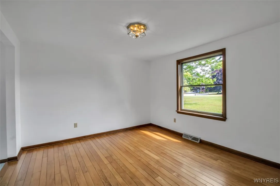 63 Old Orchard Lane, Orchard Park, New York 14127, Orchard Park, New York 14127, 5 Bedrooms Bedrooms, 9 Rooms Rooms,2 BathroomsBathrooms,Residential,For Sale,63 Old Orchard Lane, Orchard Park, New York 14127,B1625348