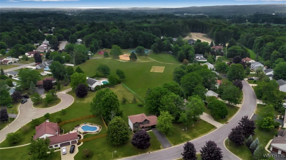 63 Old Orchard Lane, Orchard Park, New York 14127, Orchard Park, New York 14127, 5 Bedrooms Bedrooms, 9 Rooms Rooms,2 BathroomsBathrooms,Residential,For Sale,63 Old Orchard Lane, Orchard Park, New York 14127,B1625348
