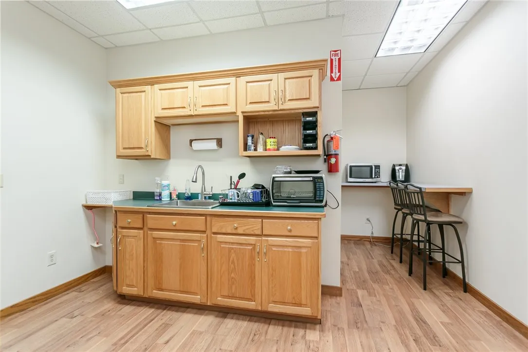 300 Buell Road, Gates, New York 14624, Gates, New York 14624, ,Commercial Lease,For Rent,300 Buell Road, Gates, New York 14624,R1625457