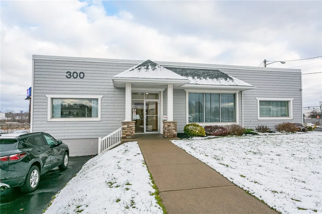 300 Buell Road, Gates, New York 14624, Gates, New York 14624, ,Commercial Lease,For Rent,300 Buell Road, Gates, New York 14624,R1625457