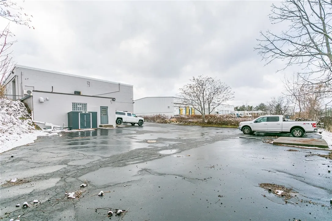 300 Buell Road, Gates, New York 14624, Gates, New York 14624, ,Commercial Lease,For Rent,300 Buell Road, Gates, New York 14624,R1625457