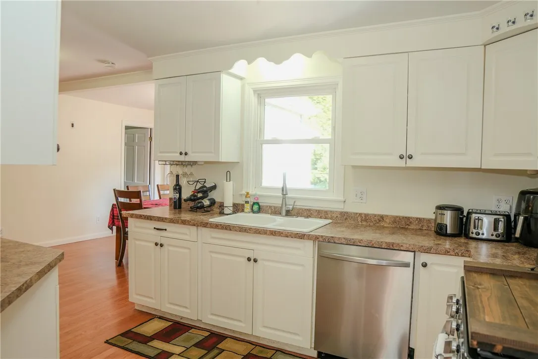 136 Valley Crest Road, Greece, New York 14616, Greece, New York 14616, 4 Bedrooms Bedrooms, 13 Rooms Rooms,1 BathroomBathrooms,Residential,For Sale,136 Valley Crest Road, Greece, New York 14616,R1625404