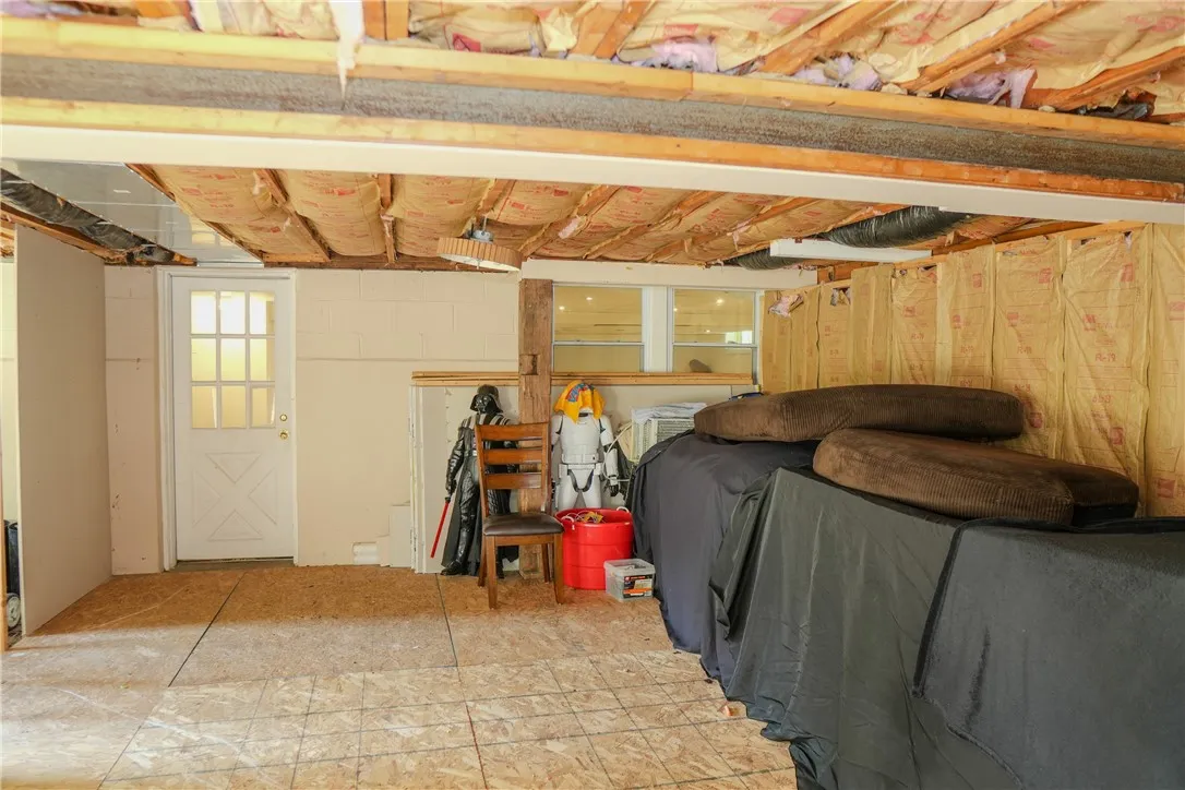 136 Valley Crest Road, Greece, New York 14616, Greece, New York 14616, 4 Bedrooms Bedrooms, 13 Rooms Rooms,1 BathroomBathrooms,Residential,For Sale,136 Valley Crest Road, Greece, New York 14616,R1625404