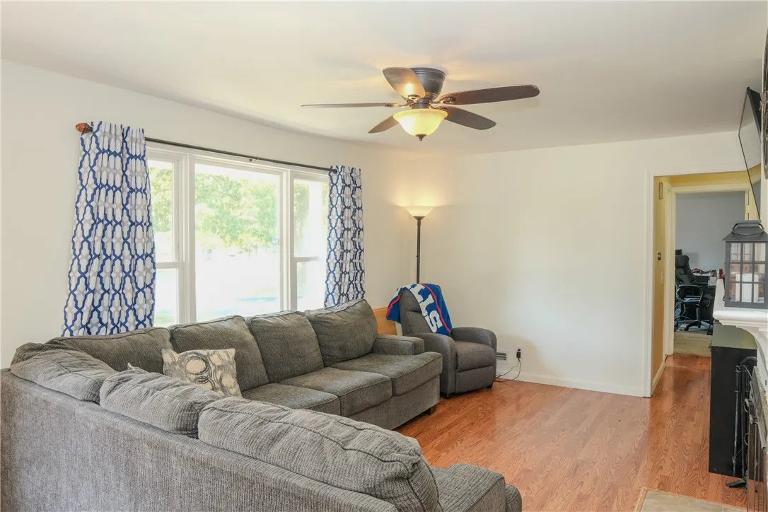 136 Valley Crest Road, Greece, New York 14616, Greece, New York 14616, 4 Bedrooms Bedrooms, 13 Rooms Rooms,1 BathroomBathrooms,Residential,For Sale,136 Valley Crest Road, Greece, New York 14616,R1625404