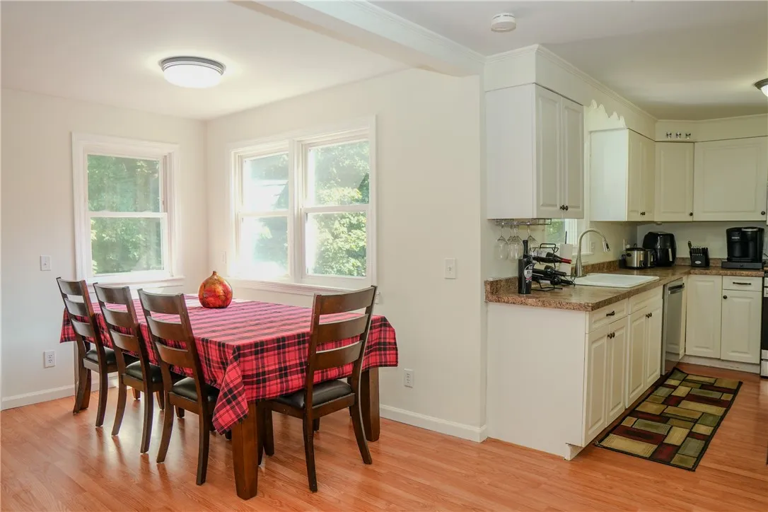 136 Valley Crest Road, Greece, New York 14616, Greece, New York 14616, 4 Bedrooms Bedrooms, 13 Rooms Rooms,1 BathroomBathrooms,Residential,For Sale,136 Valley Crest Road, Greece, New York 14616,R1625404