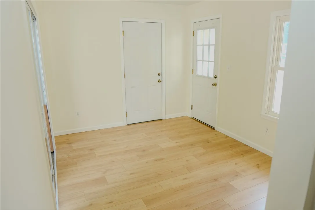 136 Valley Crest Road, Greece, New York 14616, Greece, New York 14616, 4 Bedrooms Bedrooms, 13 Rooms Rooms,1 BathroomBathrooms,Residential,For Sale,136 Valley Crest Road, Greece, New York 14616,R1625404
