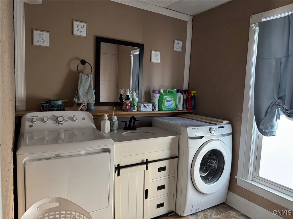 20427 Sunrise Avenue, Orleans, New York 13656, Orleans, New York 13656, 4 Bedrooms Bedrooms, 8 Rooms Rooms,1 BathroomBathrooms,Residential,For Sale,20427 Sunrise Avenue, Orleans, New York 13656,S1625460