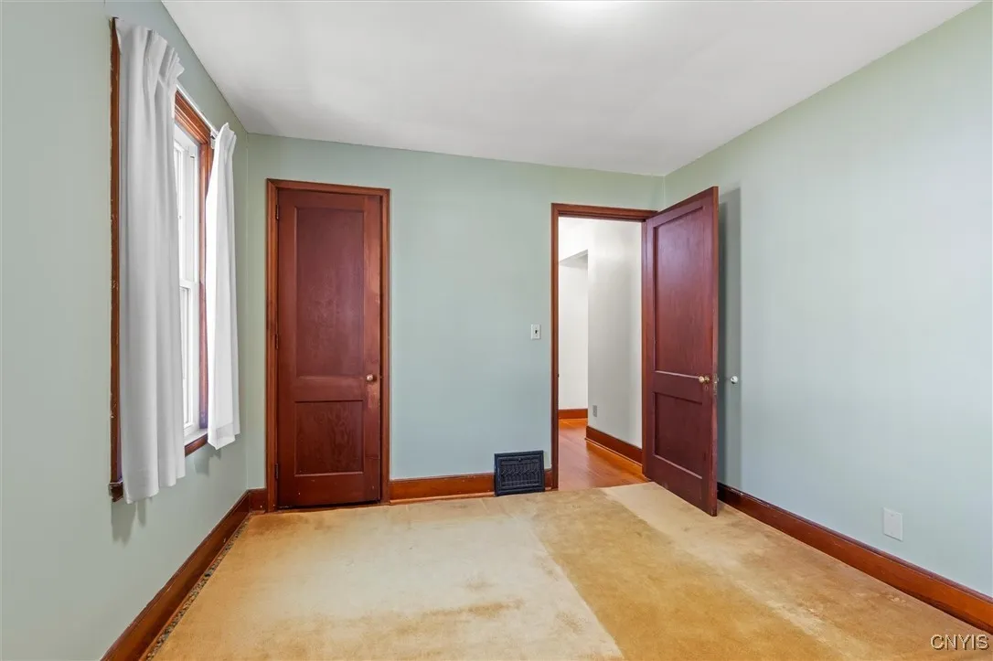 Bedroom 1st floor