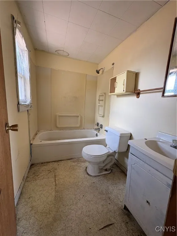 304 Mohawk Street, Rome, New York 13440, Rome, New York 13440, 3 Bedrooms Bedrooms, 5 Rooms Rooms,2 BathroomsBathrooms,Residential,For Sale,304 Mohawk Street, Rome, New York 13440,0,S1625405