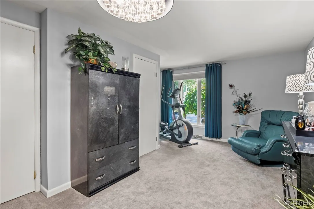 96 Klein Road, Amherst, New York 14221, Amherst, New York 14221, 3 Bedrooms Bedrooms, 9 Rooms Rooms,3 BathroomsBathrooms,Residential,For Sale,96 Klein Road, Amherst, New York 14221,B1624968