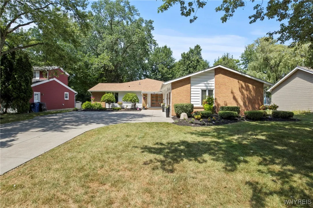 96 Klein Road, Amherst, New York 14221, Amherst, New York 14221, 3 Bedrooms Bedrooms, 9 Rooms Rooms,3 BathroomsBathrooms,Residential,For Sale,96 Klein Road, Amherst, New York 14221,B1624968