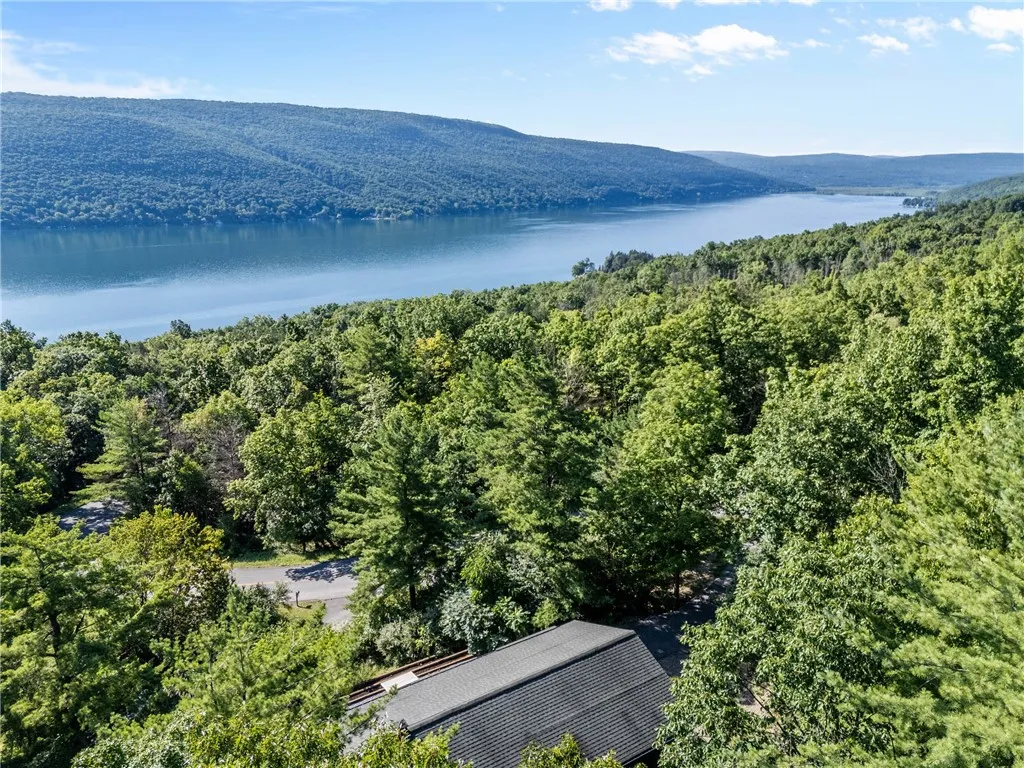 6218 Hawks Road, South Bristol, New York 14512, South Bristol, New York 14512, 3 Bedrooms Bedrooms, 6 Rooms Rooms,2 BathroomsBathrooms,Residential,For Sale,6218 Hawks Road, South Bristol, New York 14512,R1600536