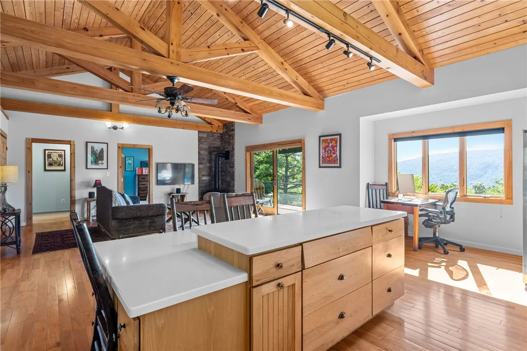 6218 Hawks Road, South Bristol, New York 14512, South Bristol, New York 14512, 3 Bedrooms Bedrooms, 6 Rooms Rooms,2 BathroomsBathrooms,Residential,For Sale,6218 Hawks Road, South Bristol, New York 14512,R1600536