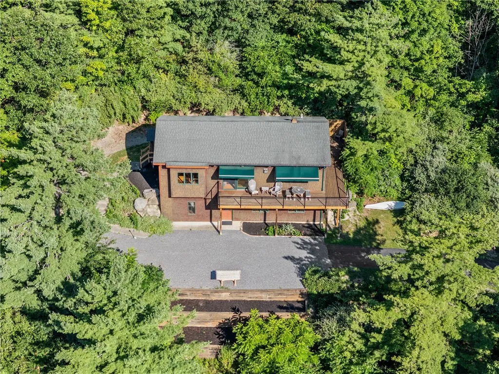 6218 Hawks Road, South Bristol, New York 14512, South Bristol, New York 14512, 3 Bedrooms Bedrooms, 6 Rooms Rooms,2 BathroomsBathrooms,Residential,For Sale,6218 Hawks Road, South Bristol, New York 14512,R1600536