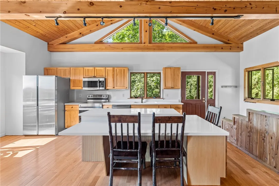 6218 Hawks Road, South Bristol, New York 14512, South Bristol, New York 14512, 3 Bedrooms Bedrooms, 6 Rooms Rooms,2 BathroomsBathrooms,Residential,For Sale,6218 Hawks Road, South Bristol, New York 14512,R1600536