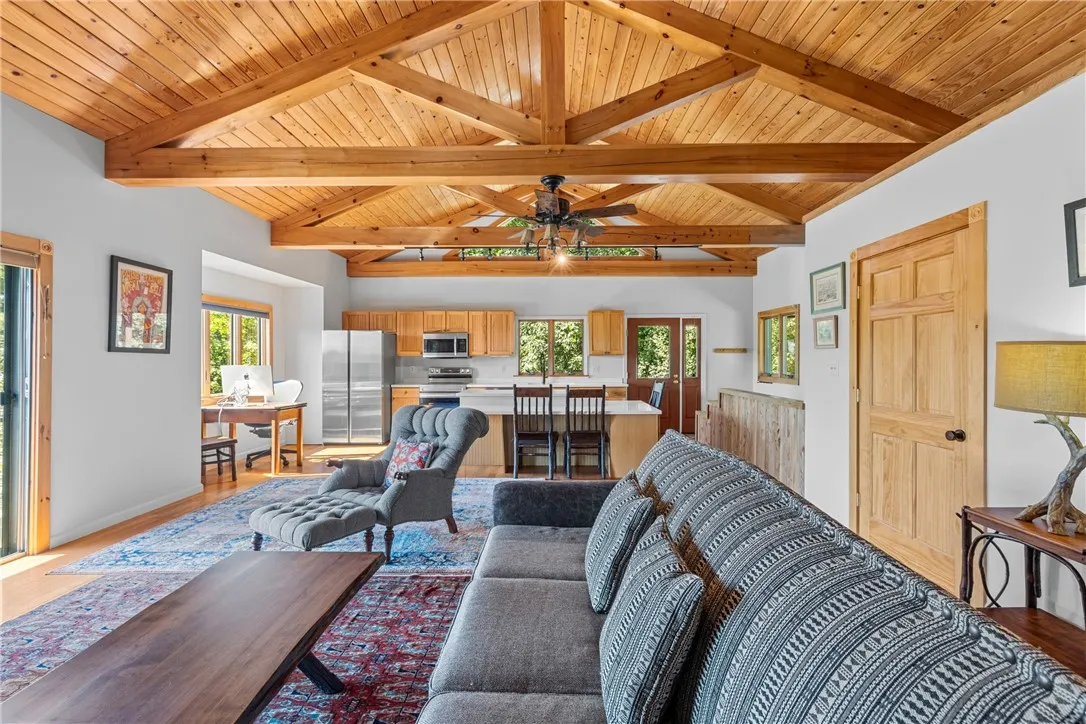 6218 Hawks Road, South Bristol, New York 14512, South Bristol, New York 14512, 3 Bedrooms Bedrooms, 6 Rooms Rooms,2 BathroomsBathrooms,Residential,For Sale,6218 Hawks Road, South Bristol, New York 14512,R1600536