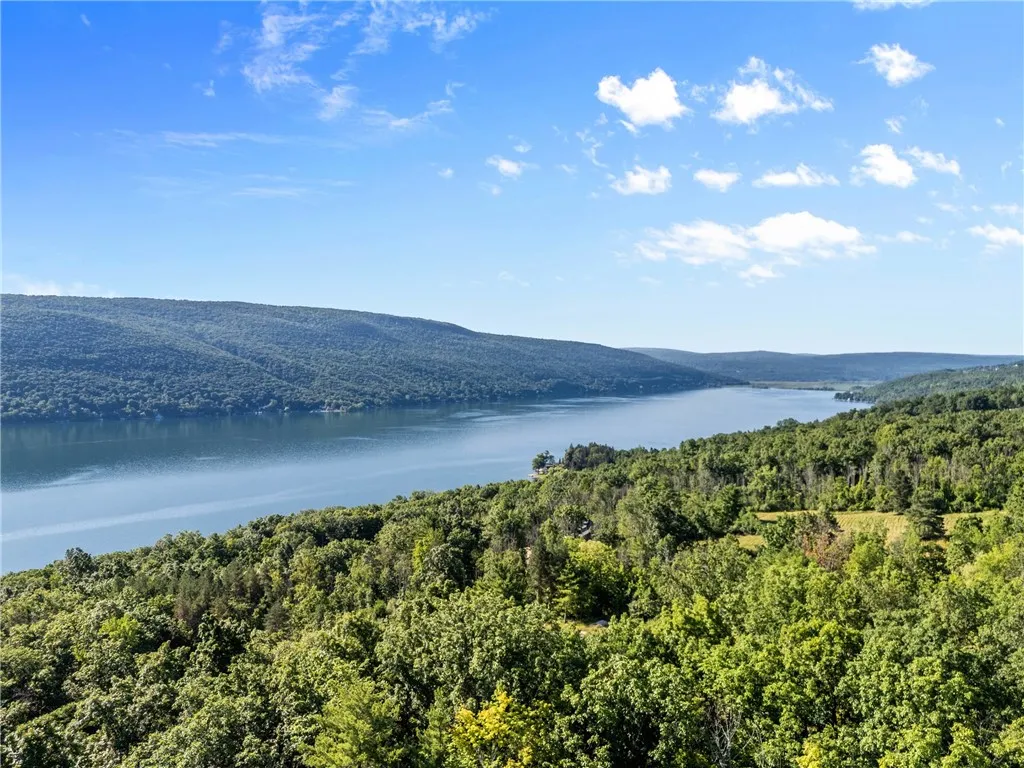 6218 Hawks Road, South Bristol, New York 14512, South Bristol, New York 14512, 3 Bedrooms Bedrooms, 6 Rooms Rooms,2 BathroomsBathrooms,Residential,For Sale,6218 Hawks Road, South Bristol, New York 14512,R1600536