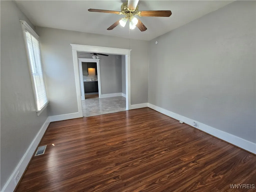 409 Hawley Street, Lockport City, New York 14094, Lockport City, New York 14094, 2 Bedrooms Bedrooms, 5 Rooms Rooms,1 BathroomBathrooms,Residential Lease,For Rent,409 Hawley Street, Lockport City, New York 14094,B1625461