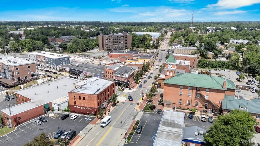30 Aurora Street, Lancaster, New York 14086, Lancaster, New York 14086, 3 Bedrooms Bedrooms, 6 Rooms Rooms,1 BathroomBathrooms,Residential,For Sale,30 Aurora Street, Lancaster, New York 14086,B1625106
