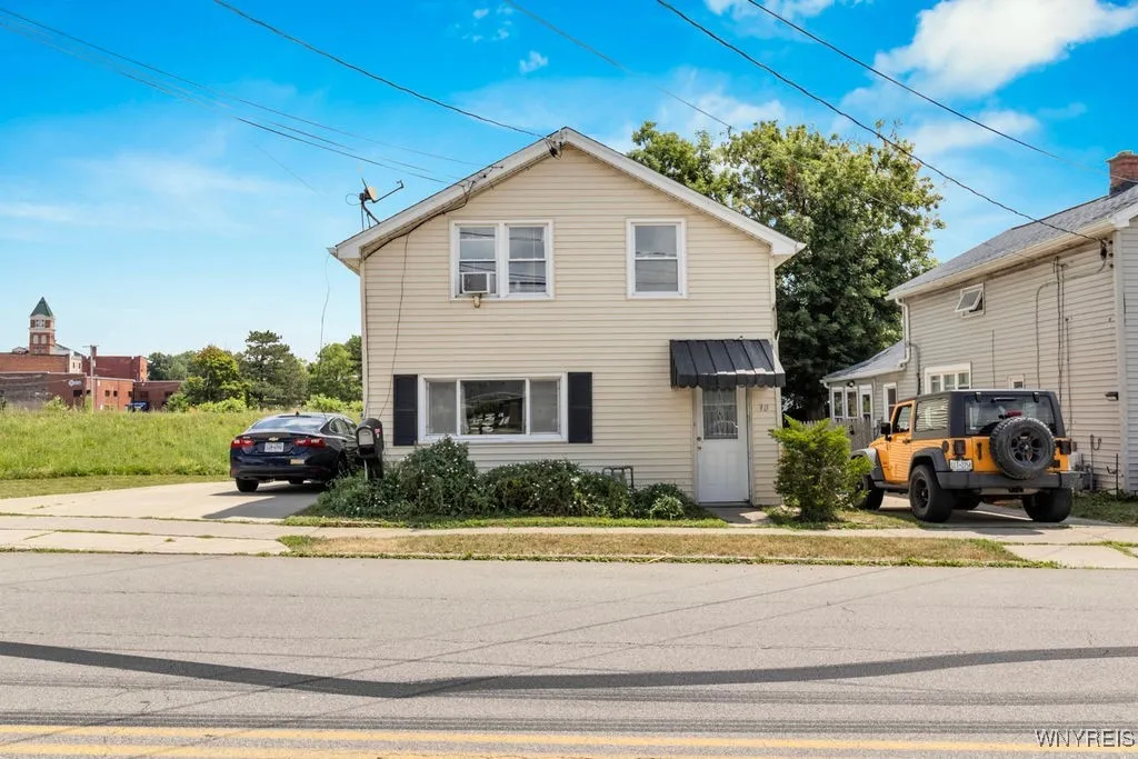 30 Aurora Street, Lancaster, New York 14086, Lancaster, New York 14086, 3 Bedrooms Bedrooms, 6 Rooms Rooms,1 BathroomBathrooms,Residential,For Sale,30 Aurora Street, Lancaster, New York 14086,B1625106