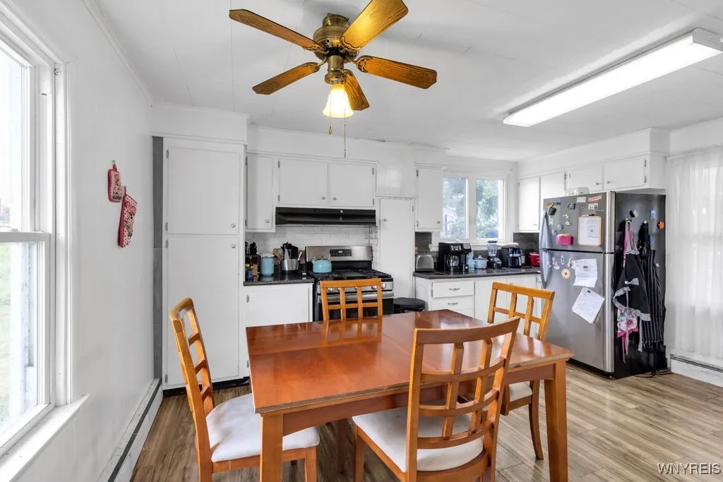 30 Aurora Street, Lancaster, New York 14086, Lancaster, New York 14086, 3 Bedrooms Bedrooms, 6 Rooms Rooms,1 BathroomBathrooms,Residential,For Sale,30 Aurora Street, Lancaster, New York 14086,B1625106