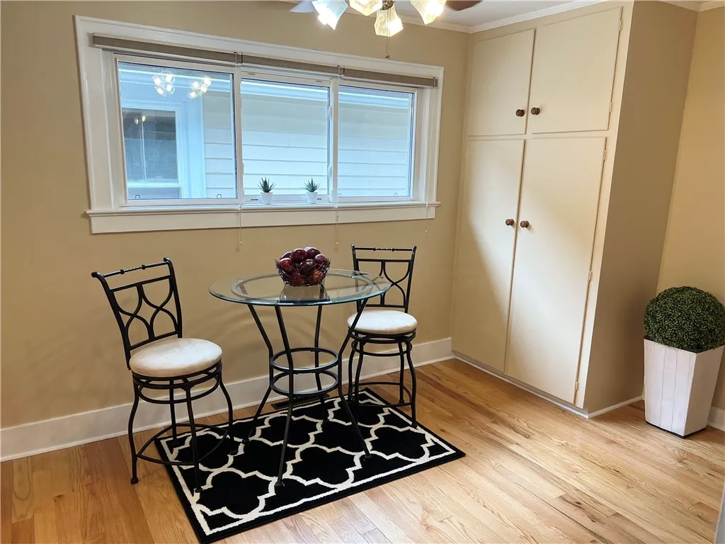 76 Diem Street, Rochester, New York 14620, Rochester, New York 14620, 2 Bedrooms Bedrooms, 5 Rooms Rooms,1 BathroomBathrooms,Residential,For Sale,76 Diem Street, Rochester, New York 14620,R1624130