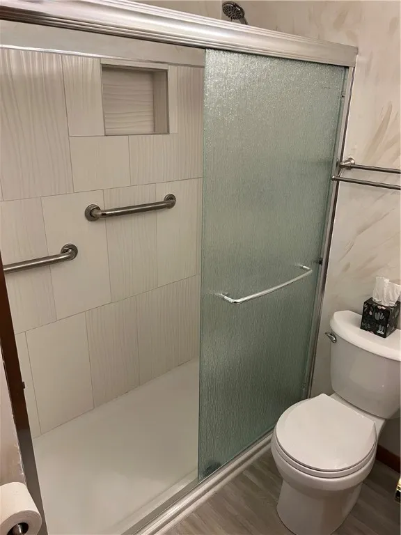 76 Diem Street, Rochester, New York 14620, Rochester, New York 14620, 2 Bedrooms Bedrooms, 5 Rooms Rooms,1 BathroomBathrooms,Residential,For Sale,76 Diem Street, Rochester, New York 14620,R1624130