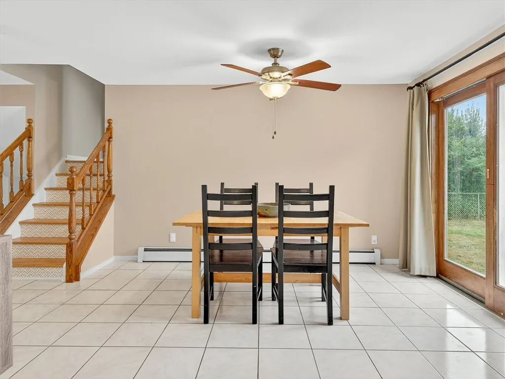 30 Hemlock Woods Lane, Greece, New York 14615, Greece, New York 14615, 4 Bedrooms Bedrooms, 7 Rooms Rooms,1 BathroomBathrooms,Residential,For Sale,30 Hemlock Woods Lane, Greece, New York 14615,R1625466