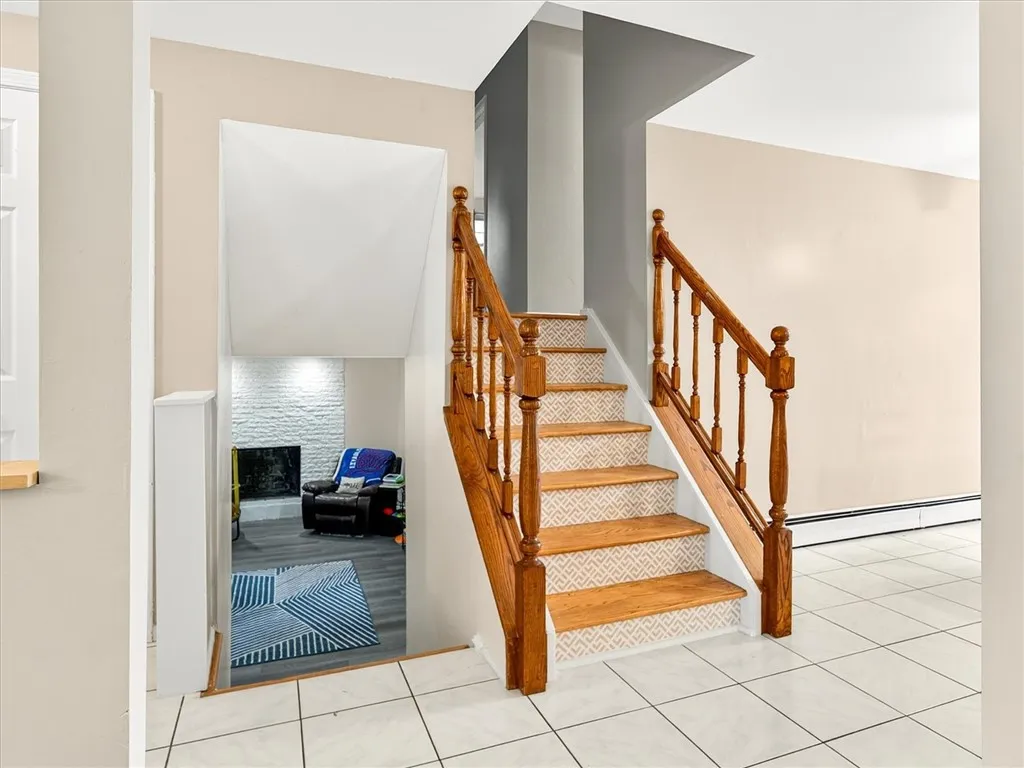 30 Hemlock Woods Lane, Greece, New York 14615, Greece, New York 14615, 4 Bedrooms Bedrooms, 7 Rooms Rooms,1 BathroomBathrooms,Residential,For Sale,30 Hemlock Woods Lane, Greece, New York 14615,R1625466