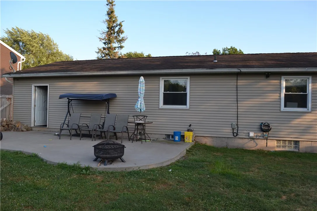 104 Doerun Drive, Greece, New York 14626, Greece, New York 14626, 3 Bedrooms Bedrooms, 6 Rooms Rooms,1 BathroomBathrooms,Residential,For Sale,104 Doerun Drive, Greece, New York 14626,R1625470