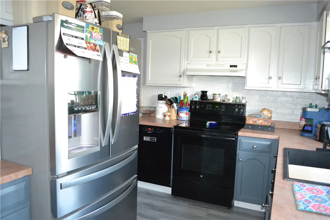 104 Doerun Drive, Greece, New York 14626, Greece, New York 14626, 3 Bedrooms Bedrooms, 6 Rooms Rooms,1 BathroomBathrooms,Residential,For Sale,104 Doerun Drive, Greece, New York 14626,R1625470