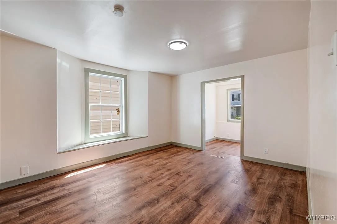 57 Briscoe Avenue, Buffalo, New York 14211, Buffalo, New York 14211, 3 Bedrooms Bedrooms, 6 Rooms Rooms,3 BathroomsBathrooms,Residential,For Sale,57 Briscoe Avenue, Buffalo, New York 14211,B1625471