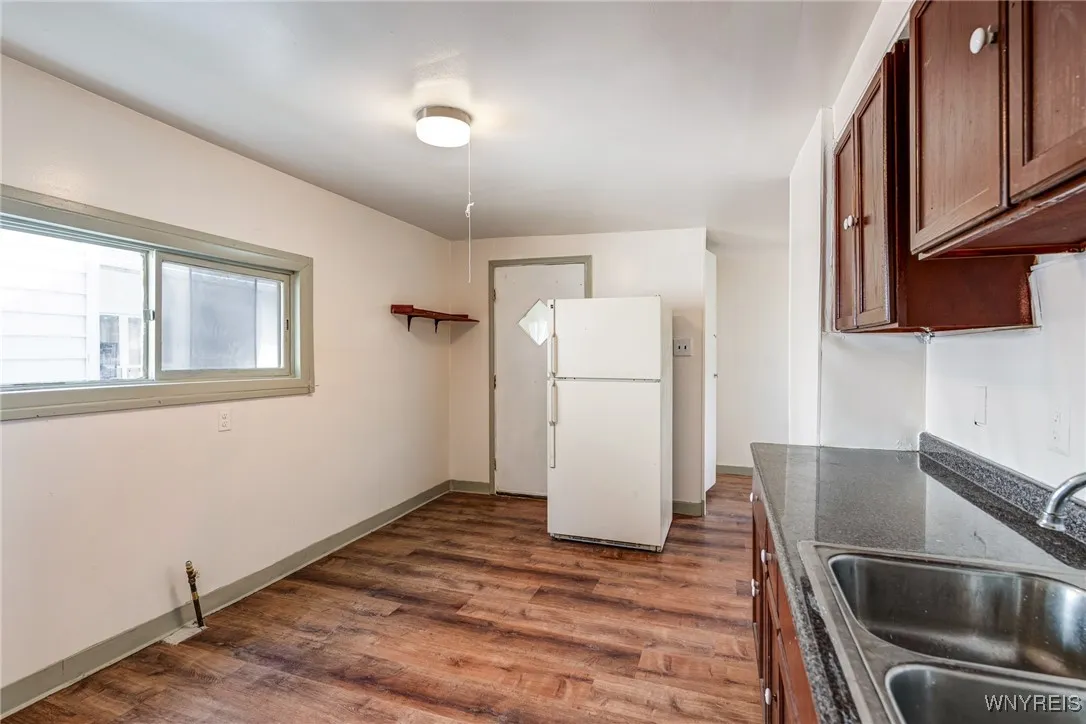 57 Briscoe Avenue, Buffalo, New York 14211, Buffalo, New York 14211, 3 Bedrooms Bedrooms, 6 Rooms Rooms,3 BathroomsBathrooms,Residential,For Sale,57 Briscoe Avenue, Buffalo, New York 14211,B1625471