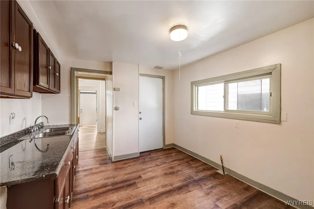 57 Briscoe Avenue, Buffalo, New York 14211, Buffalo, New York 14211, 3 Bedrooms Bedrooms, 6 Rooms Rooms,3 BathroomsBathrooms,Residential,For Sale,57 Briscoe Avenue, Buffalo, New York 14211,B1625471