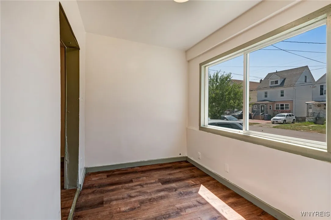 57 Briscoe Avenue, Buffalo, New York 14211, Buffalo, New York 14211, 3 Bedrooms Bedrooms, 6 Rooms Rooms,3 BathroomsBathrooms,Residential,For Sale,57 Briscoe Avenue, Buffalo, New York 14211,B1625471
