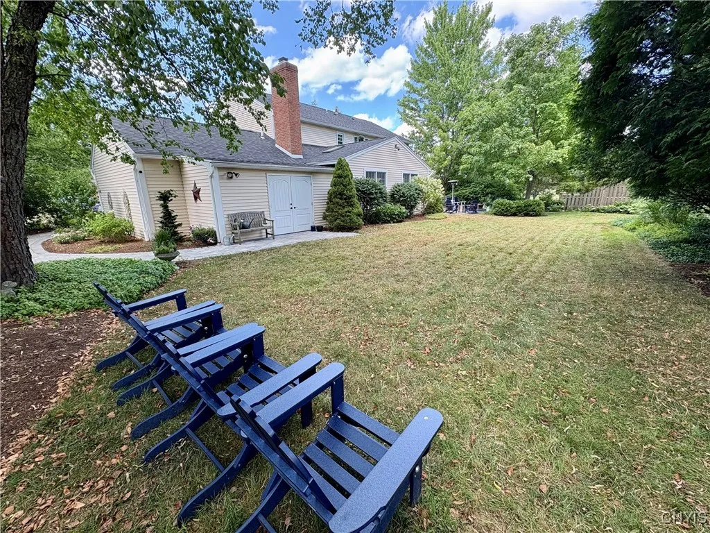 Large and level back yard.