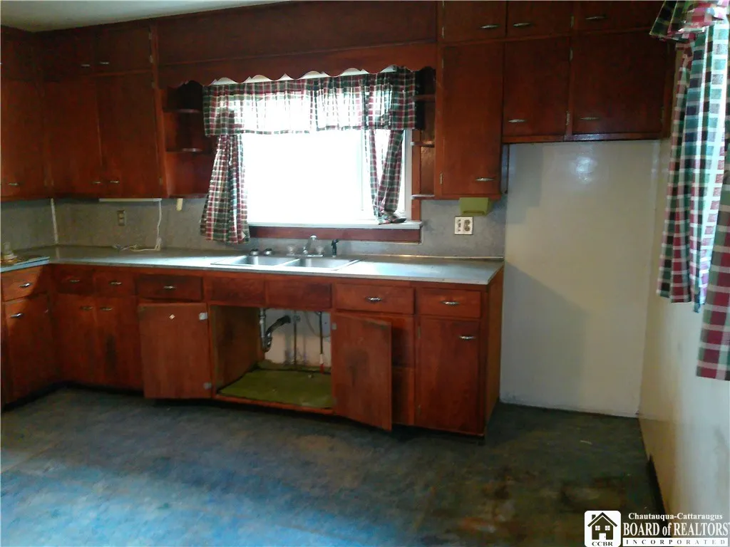 176 Portville Ceres Road, Portville, New York 1477, Portville, New York 14770, 4 Bedrooms Bedrooms, 7 Rooms Rooms,1 BathroomBathrooms,Residential,For Sale,176 Portville Ceres Road, Portville, New York 1477,R1625473